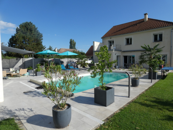 Cuy – Villa – 258m²